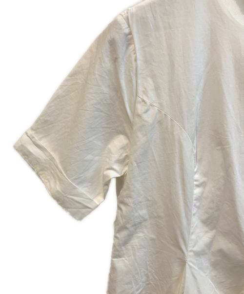 Bibiy.（ビビィ）Bibiy. (ビビィ) ワンピース ホワイト サイズ:Freeの古着・服飾アイテム