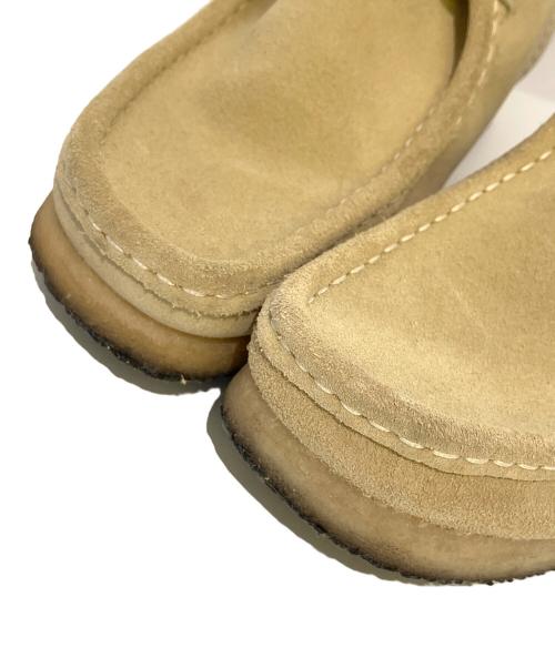 CLARKS（クラークス）CLARKS (クラークス) ワラビーブーツ ベージュ サイズ:23.5の古着・服飾アイテム
