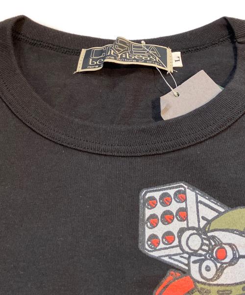 beauty:beast（ビューティービースト）beauty:beast (ビューティービースト) COSPA (コスパ) アニメプリントTシャツ ブラック サイズ:L 未使用品の古着・服飾アイテム