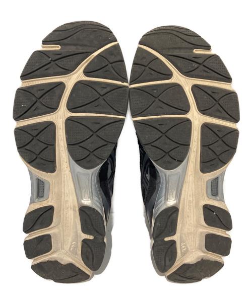 asics（アシックス）asics (アシックス) ローカットスニーカー　F621124　GEL-NYC ブラック サイズ:28の古着・服飾アイテム