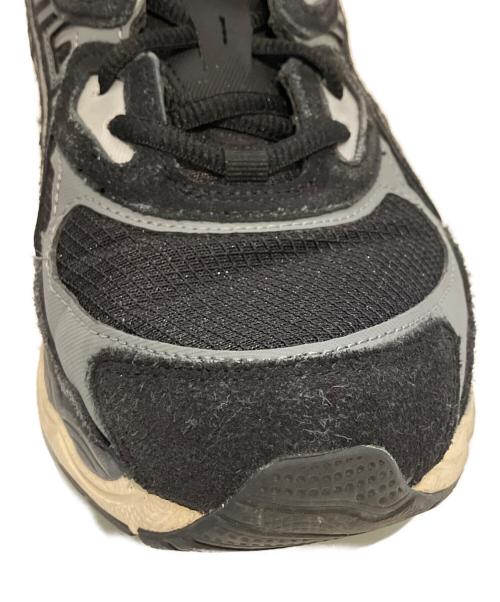 asics（アシックス）asics (アシックス) ローカットスニーカー　F621124　GEL-NYC ブラック サイズ:28の古着・服飾アイテム
