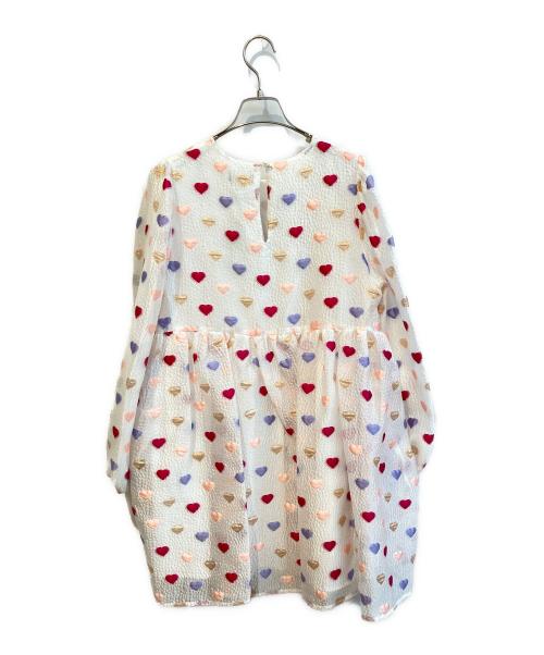 Sister Jane（シスタージェーン）Sister Jane (シスタージェーン) ハート柄ワンピース　25SJ00DR1548MUL ホワイト サイズ:S 未使用品の古着・服飾アイテム