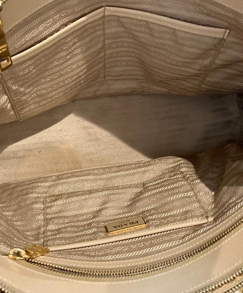 PRADA（プラダ）PRADA (プラダ) ガレリア2WAYショルダーバッグ ベージュの古着・服飾アイテム