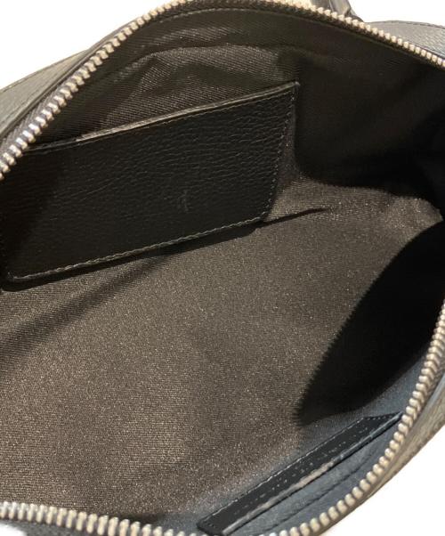 AULENTTI（オウレンティ）AULENTTI (オウレンティ) BUGETTE BAG ブラックの古着・服飾アイテム