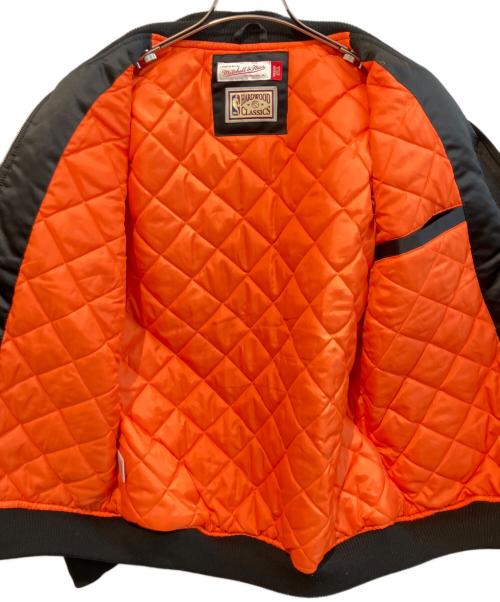 MITCHELL & NESS（ミッチェルアンドネス）MITCHELL & NESS (ミッチェルアンドネス) ボンバージャケット ブラック サイズ:MEDIUMの古着・服飾アイテム