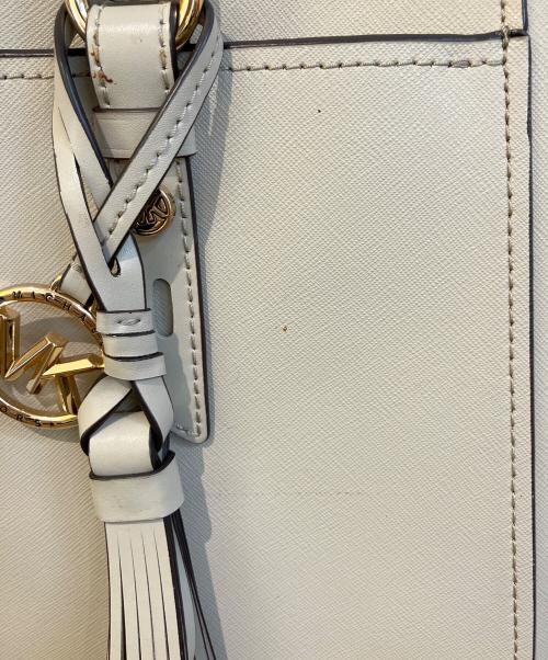 MICHAEL KORS（マイケルコース）MICHAEL KORS (マイケルコース) トートバッグ　30S1GNXT7L ベージュの古着・服飾アイテム