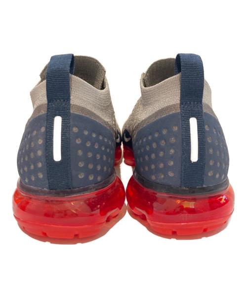 NIKE（ナイキ）NIKE (ナイキ) ローカットスニーカー/Air VaporMax FLYKNIT 2　942842-010 グレー サイズ:27.5の古着・服飾アイテム