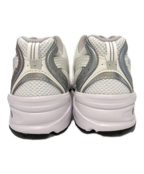 NEW BALANCE（ニューバランス）NEW BALANCE (ニューバランス) スニーカー　MR530EMA ホワイト サイズ:24.5の古着・服飾アイテム