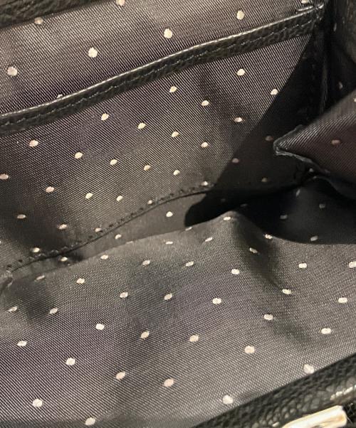 Perche（ペルケ）Perche (ペルケ) スタッズ二つ折りウォレット ブラックの古着・服飾アイテム