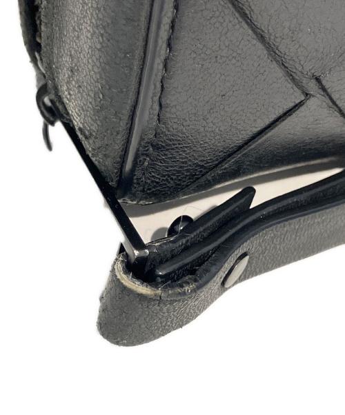 BOTTEGA VENETA（ボッテガベネタ）BOTTEGA VENETA (ボッテガベネタ) トイレタリーケース　マキシイントレチャート ブラックの古着・服飾アイテム