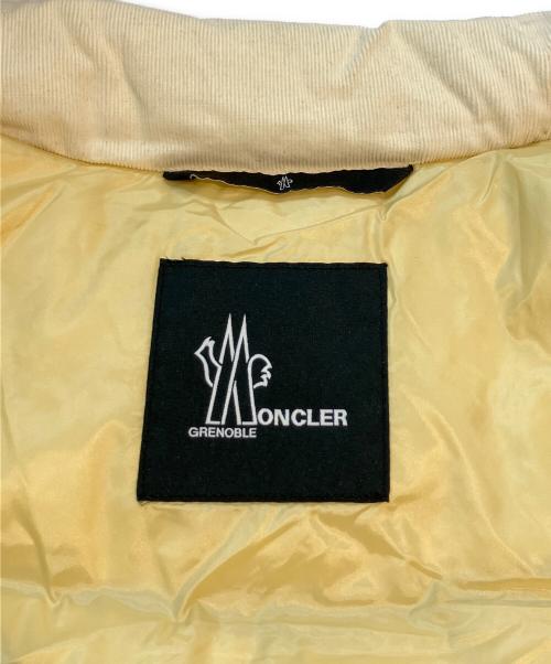 MONCLER GRENOBLE（モンクレール グルノーブル）MONCLER GRENOBLE (モンクレール グルノーブル) ダウンベスト/SORAPIS　J10981A00007 アイボリー サイズ:1の古着・服飾アイテム