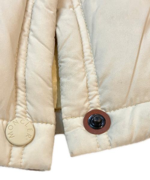 MONCLER GRENOBLE（モンクレール グルノーブル）MONCLER GRENOBLE (モンクレール グルノーブル) ダウンベスト/SORAPIS　J10981A00007 アイボリー サイズ:1の古着・服飾アイテム