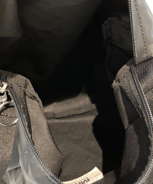 MM6 Maison Margiela（エムエムシックスメゾンマルジェラ）MM6 Maison Margiela (エムエムシックスメゾンマルジェラ) ショルダーバッグ　S54WC0014 ブラックの古着・服飾アイテム