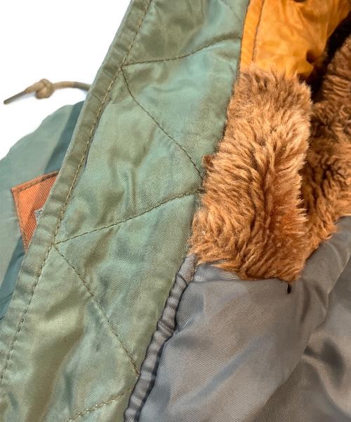 AVIREX（アヴィレックス）AVIREX (アヴィレックス) フライトジャケット　6132044 オリーブ サイズ:Lの古着・服飾アイテム