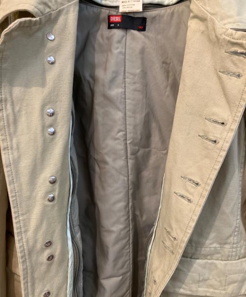 DIESEL（ディーゼル）DIESEL (ディーゼル) 多重ボタンワークコート 黄緑 サイズ:Sの古着・服飾アイテム