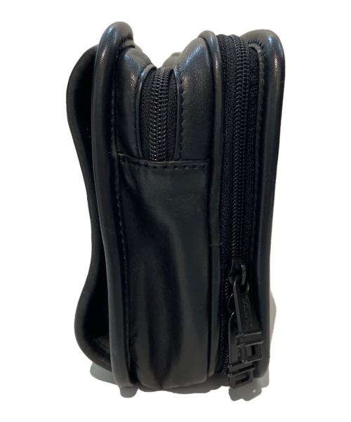 TUMI（トゥミ）TUMI (トゥミ) クラッチバッグ ブラックの古着・服飾アイテム