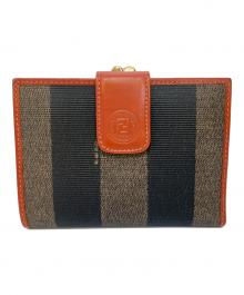 FENDI（フェンディ）の古着「2つ折り財布」｜ブラウン