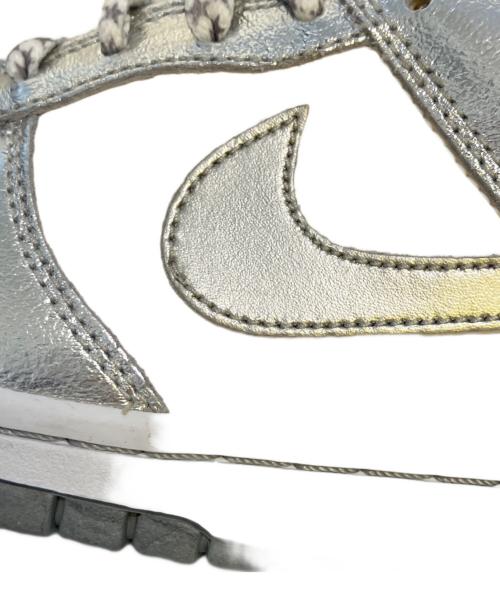 NIKE（ナイキ）NIKE (ナイキ) Nike Dunk Low GS 'White Metallic Silver' 309601-105 シルバー サイズ:25の古着・服飾アイテム