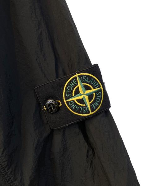 STONE ISLAND（ストーンアイランド）STONE ISLAND (ストーンアイランド) NYLON METAL IN ECONYL OVERSHIRT ブラック サイズ:Mの古着・服飾アイテム