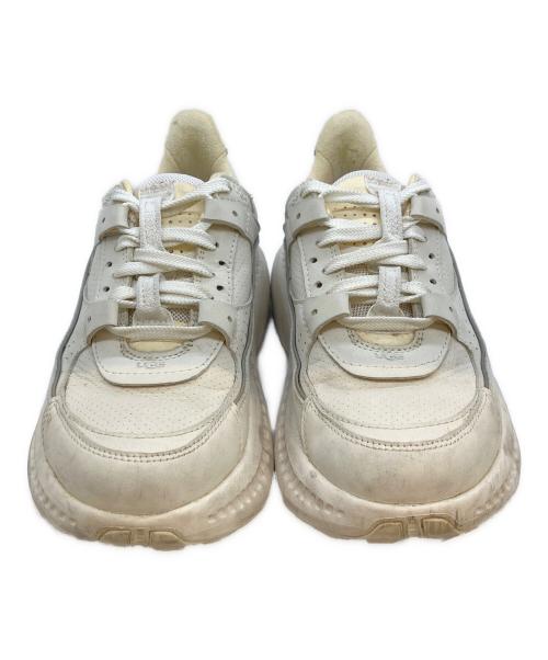 UGG（アグ）UGG (アグ) V2 NUBUCK ホワイト サイズ:24の古着・服飾アイテム