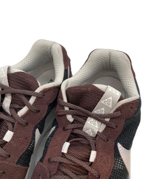 NIKE ACG（ナイキエーシージー）NIKE ACG (ナイキエーシージー) スニーカー DM8019-202 ブラウン サイズ:26.5の古着・服飾アイテム