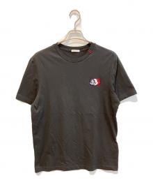 MONCLER（モンクレール）の古着「ロゴパッチTシャツ L10918C00074 89B8Q」｜ブラック
