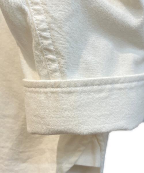 LEVI'S（リーバイス）LEVI'S (リーバイス) ボタンダウンシャツ　PC9-00ILI-0001 ホワイト サイズ:Mの古着・服飾アイテム