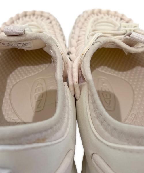 KEEN（キーン）KEEN (キーン) UNEEK O3 アイボリー サイズ:23.5の古着・服飾アイテム