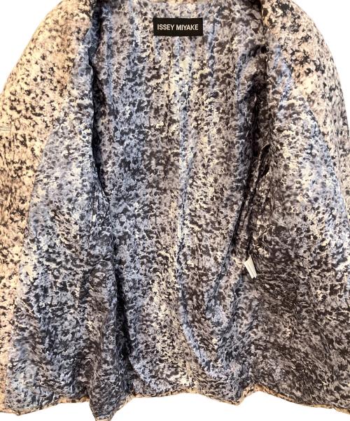 ISSEY MIYAKE（イッセイミヤケ）ISSEY MIYAKE (イッセイミヤケ) AbstractTexturedJacket　IM13FD059 ベージュ×ブラック サイズ:2の古着・服飾アイテム