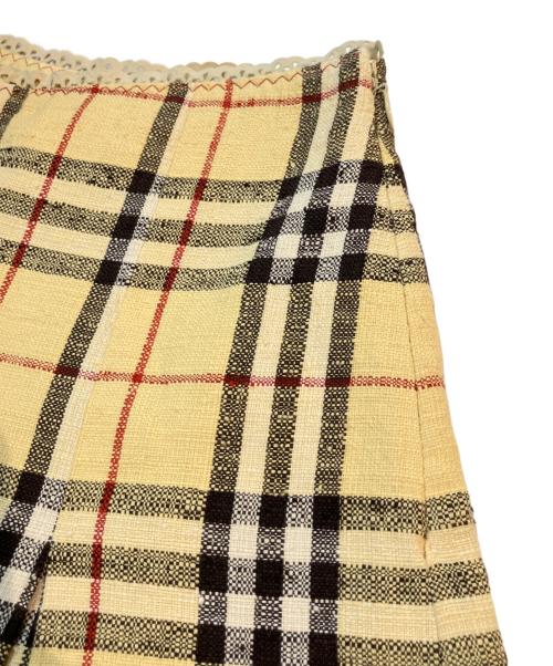 BURBERRY BLUE LABEL（バーバリー ブルー レーベル）BURBERRY BLUE LABEL (バーバリー ブルー レーベル) レーヨンブレンドノバチェックスカート　FX569-231 ベージュ サイズ:Ｓの古着・服飾アイテム