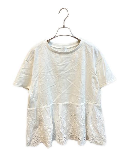 Spick and Span（スピック＆スパン）Spick and Span (スピック＆スパン) カットワークレースペプラムTシャツ　26070200905030 ホワイト サイズ:Free 未使用品の古着・服飾アイテム