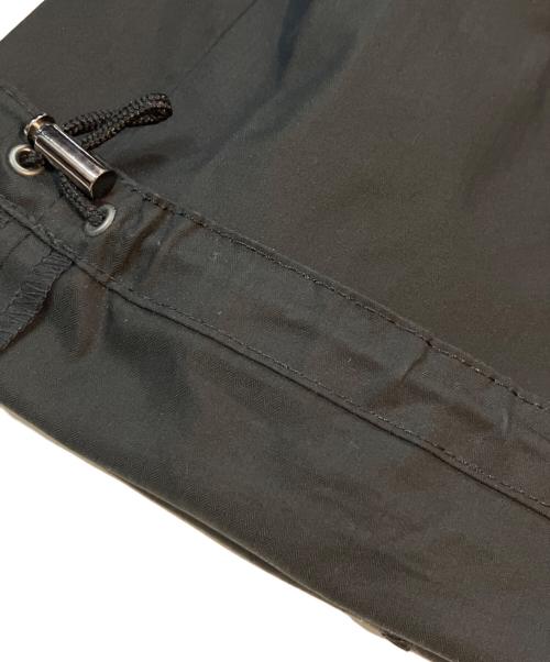 BURBERRY BLACK LABEL（バーバリーブラックレーベル）BURBERRY BLACK LABEL (バーバリーブラックレーベル) ギミックカーゴパンツ BMS37-114-09 ブラック サイズ:73の古着・服飾アイテム