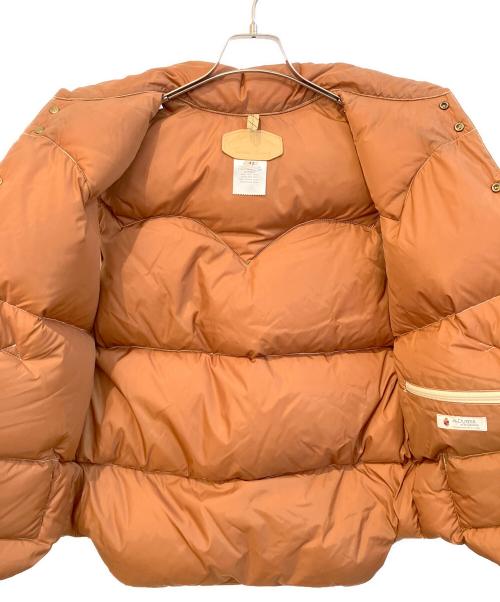 RockyMountainFeatherBed（ロッキーマウンテンフェザーベッド）RockyMountainFeatherBed (ロッキーマウンテンフェザーベッド) ダウンベスト ベージュ サイズ:42の古着・服飾アイテム