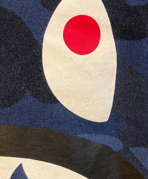 A BATHING APE（アベイシングエイプ）A BATHING APE (アベイシングエイプ) シャークジップカットソー　001LTH801013M ネイビー サイズ:Mの古着・服飾アイテム