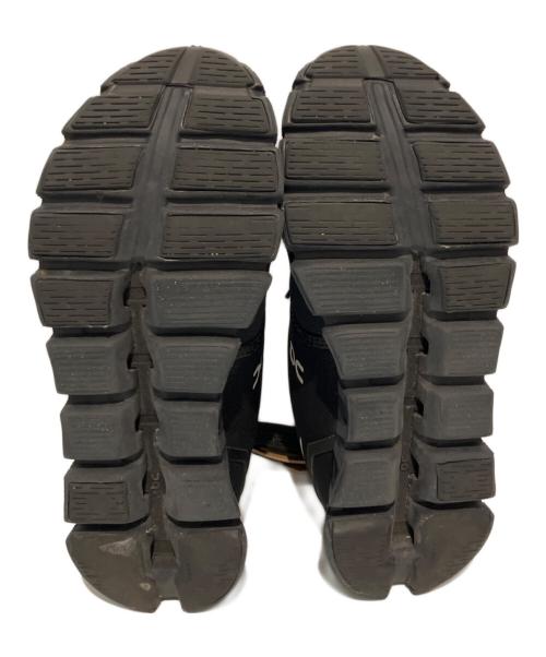 on（オン）On (オン) Cloud 5 Waterproof 59.98838 ブラック サイズ:23.5の古着・服飾アイテム
