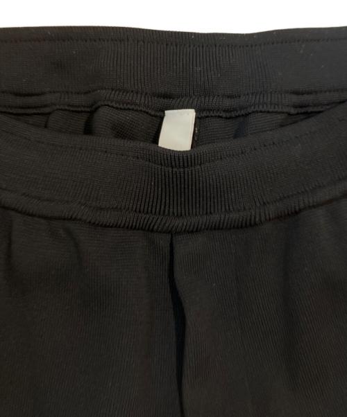CFCL（シーエフシーエル）CFCL (シーエフシーエル) MILAN RIB TAPERED PANTS　CF006KF028 ブラック サイズ:3の古着・服飾アイテム
