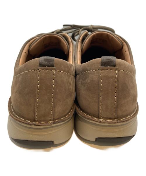 CLARKS（クラークス）CLARKS (クラークス) レザーシューズ ブラウン サイズ:27の古着・服飾アイテム