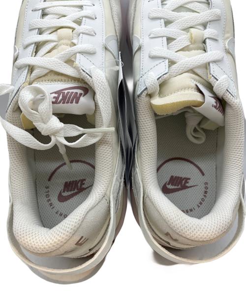 NIKE（ナイキ）NIKE (ナイキ) ローカットスニーカー　DH9523-106 ベージュ サイズ:28 未使用品の古着・服飾アイテム