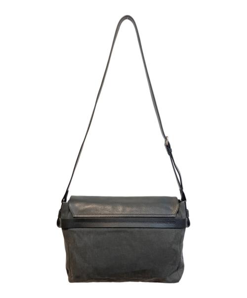 Salvatore Ferragamo（サルヴァトーレ フェラガモ）Salvatore Ferragamo (サルヴァトーレ フェラガモ) レザー切替ショルダーバッグ GO-248960 ブラック サイズ:-の古着・服飾アイテム