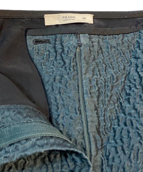 PRADA（プラダ）PRADA (プラダ) ショートパンツ グリーン サイズ:Mの古着・服飾アイテム