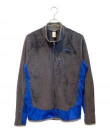 Patagonia（パタゴニア）の古着「R2フリースジャケット」｜パープル×ブルー