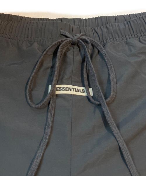 FOG ESSENTIALS（フィアオブゴッド エッセンシャル）FOG ESSENTIALS (フィアオブゴッド エッセンシャル) ナイロンパンツ ブラック サイズ:Sの古着・服飾アイテム