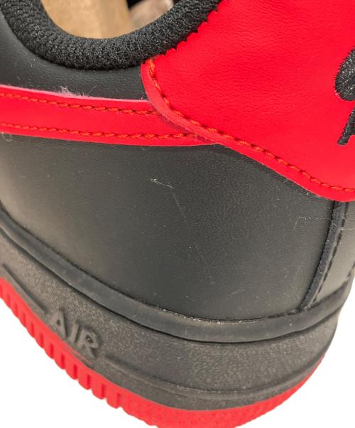 NIKE（ナイキ）NIKE (ナイキ) ローカットスニーカー/Air Force 1 Low ブラック×レッド サイズ:28.5の古着・服飾アイテム