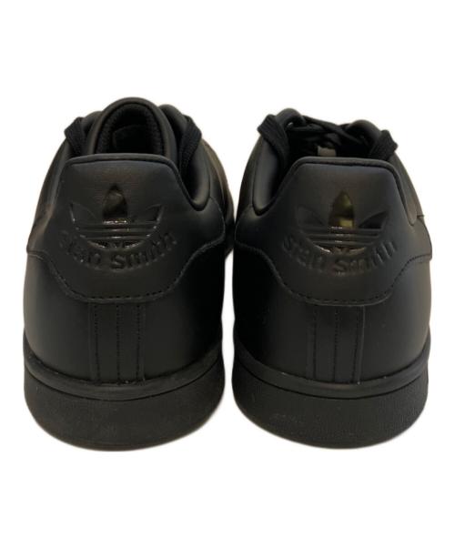 adidas（アディダス）adidas (アディダス) ローカットスニーカー M20327 ブラック サイズ:26.5の古着・服飾アイテム