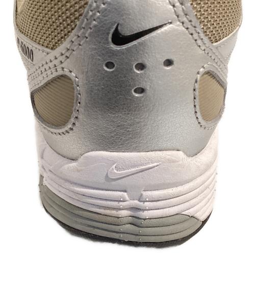 NIKE（ナイキ）NIKE (ナイキ) ローカットスニーカー/P-6000　HQ3030-200 シルバー サイズ:27cmの古着・服飾アイテム