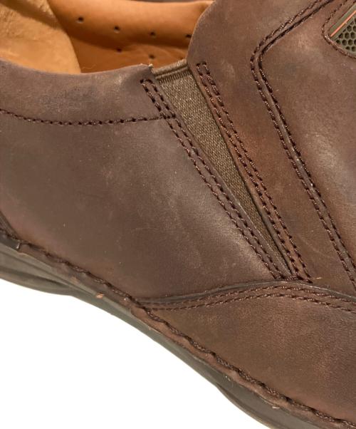 CLARKS（クラークス）CLARKS (クラークス) UN GUIDE ブラウン サイズ:9 1/2の古着・服飾アイテム