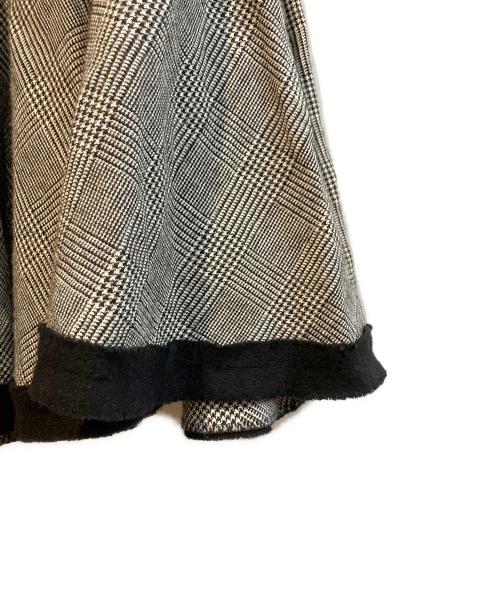 tricot COMME des GARCONS（トリココムデギャルソン）tricot COMME des GARCONS (トリココムデギャルソン) グレンチェックヘムフレアスカート　TS-04045M ブラック サイズ:Ｍの古着・服飾アイテム
