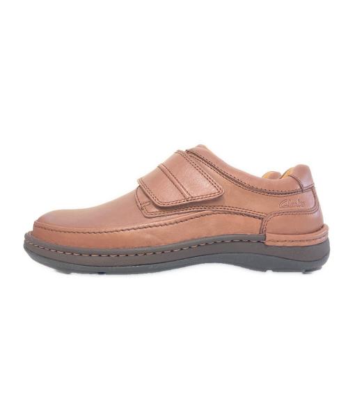 CLARKS（クラークス）CLARKS (クラークス) Nature Fix ウォーキングシューズ ブラウン サイズ:27.5の古着・服飾アイテム