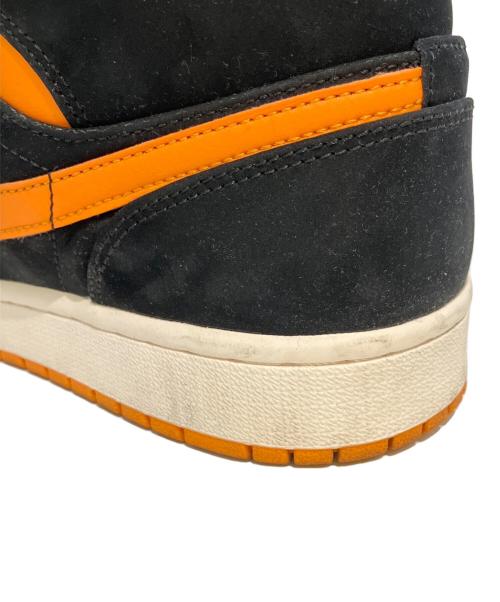 NIKE（ナイキ）NIKE (ナイキ) ハイカットスニーカー/ Air Jordan 1 Mid ブラック×オレンジ/Black Oran サイズ:27の古着・服飾アイテム