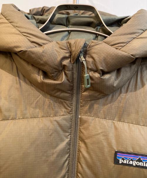 Patagonia（パタゴニア）Patagonia (パタゴニア) ハイロフト・ダウン・フーディー　84902 カーキ サイズ:XSの古着・服飾アイテム